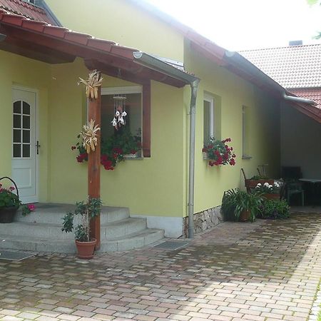Apartamento Landurlaub In Schiebsdorf Kasel-Golzig Exterior foto
